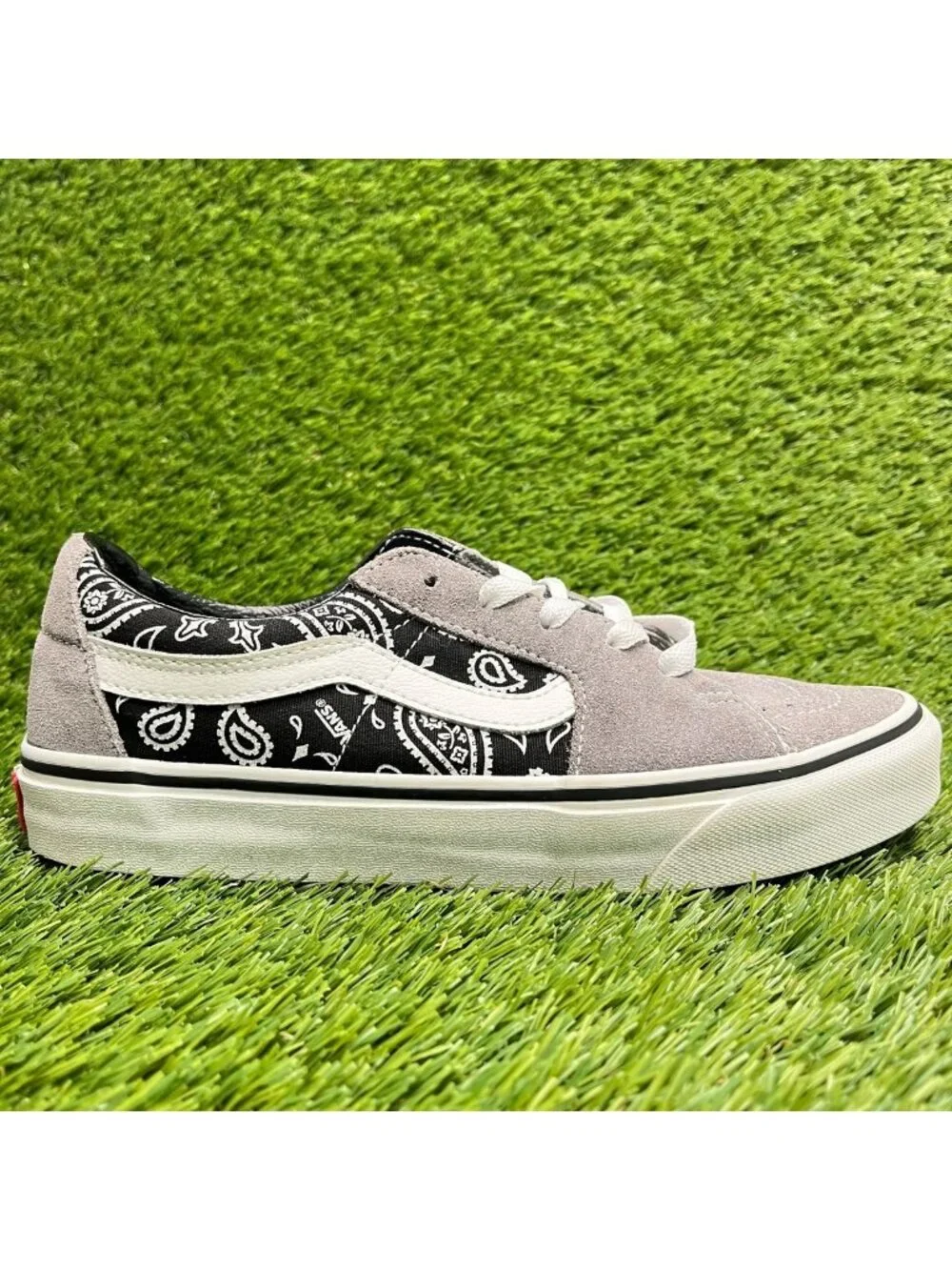 Vans Sk8-Low Paisley-Gray Gum Womens Size 8 Athletic Skateboard Shoes Sneakers